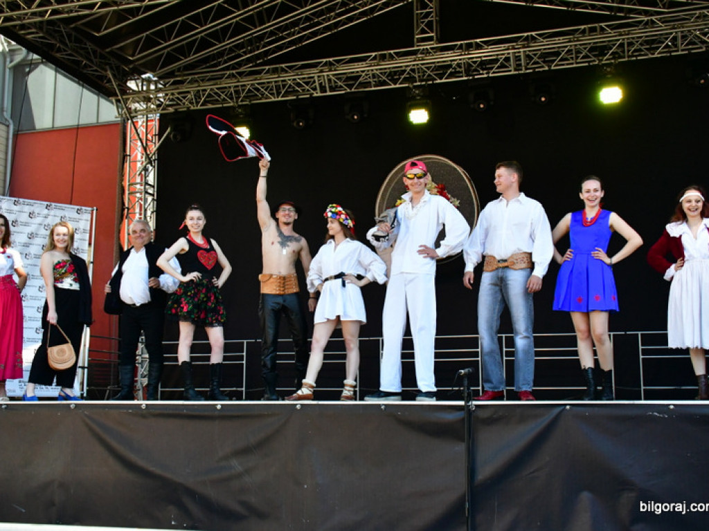 Folk na wybiegu (FOTO, WYNIKI)