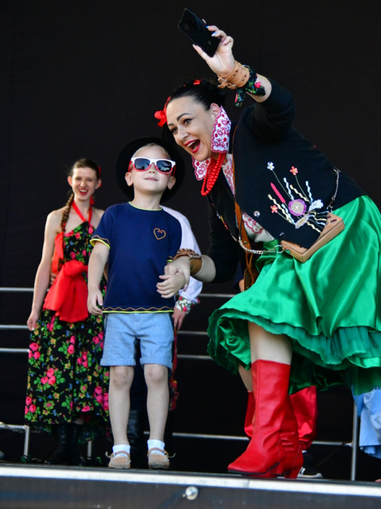 Folk na wybiegu (FOTO, WYNIKI)