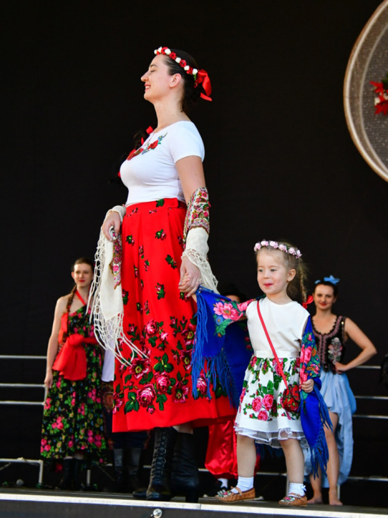 Folk na wybiegu (FOTO, WYNIKI)