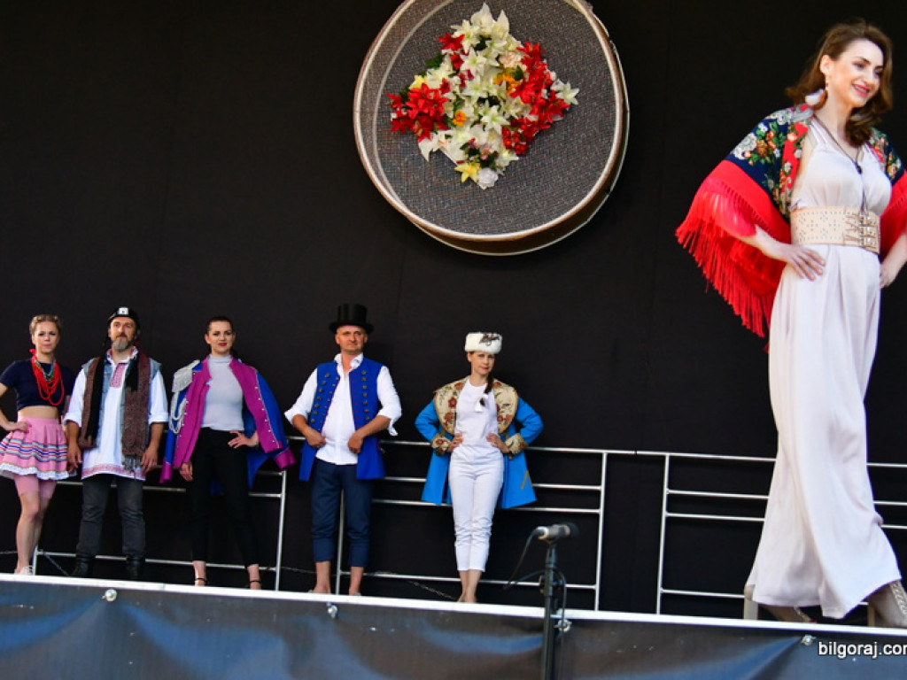 Folk na wybiegu (FOTO, WYNIKI)