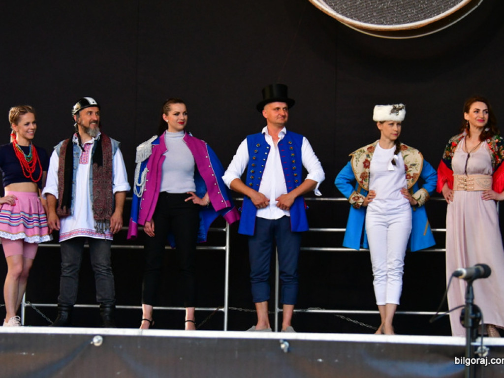 Folk na wybiegu (FOTO, WYNIKI)