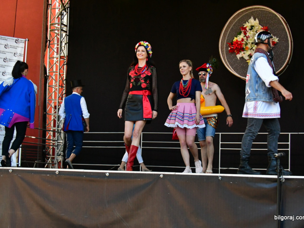 Folk na wybiegu (FOTO, WYNIKI)