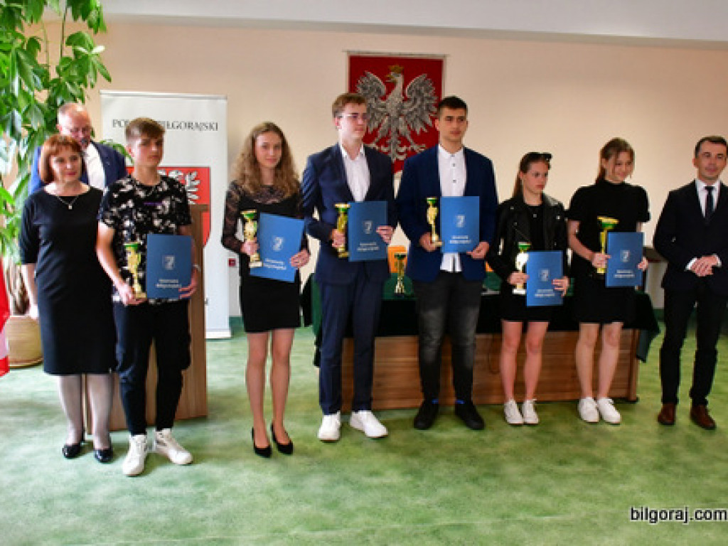 Sportowe podsumowanie roku szkolnego w rywalizacji uczniów i szkół (FOTO, WYNIKI)