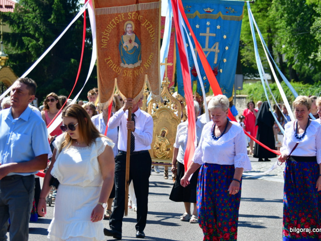 Boże Ciało. Bóg w postaci chleba (FOTO, VIDEO)