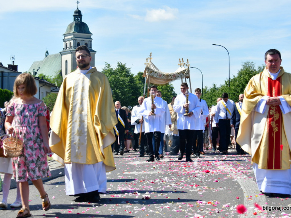Boże Ciało. Bóg w postaci chleba (FOTO, VIDEO)