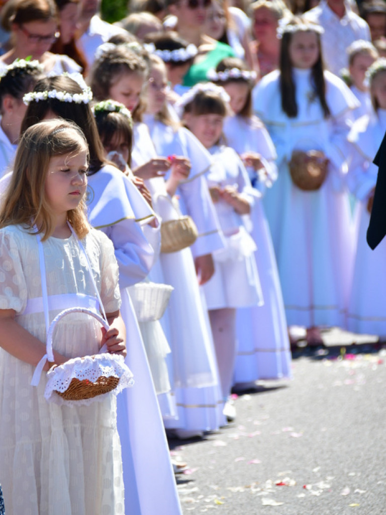 Boże Ciało. Bóg w postaci chleba (FOTO, VIDEO)