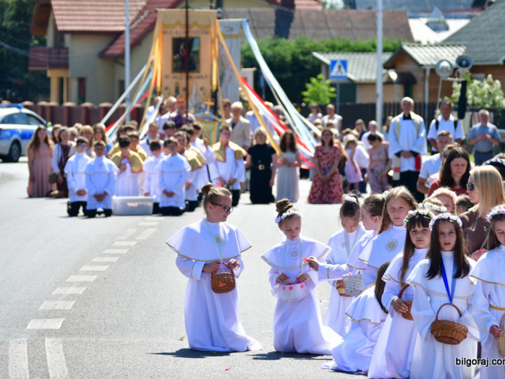 Boże Ciało. Bóg w postaci chleba (FOTO, VIDEO)
