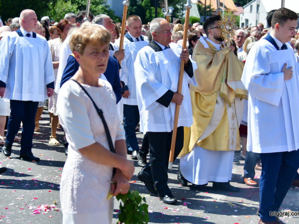 Boże Ciało. Bóg w postaci chleba (FOTO, VIDEO)
