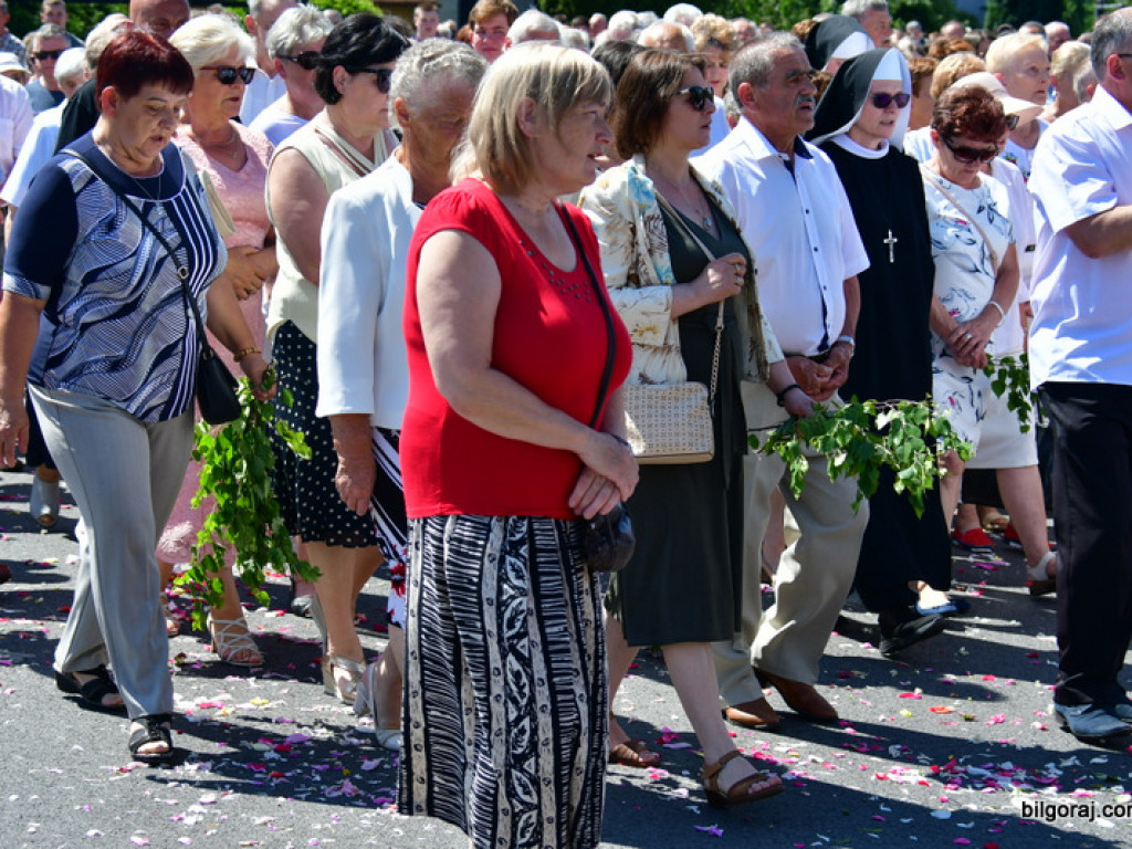 Boże Ciało. Bóg w postaci chleba (FOTO, VIDEO)