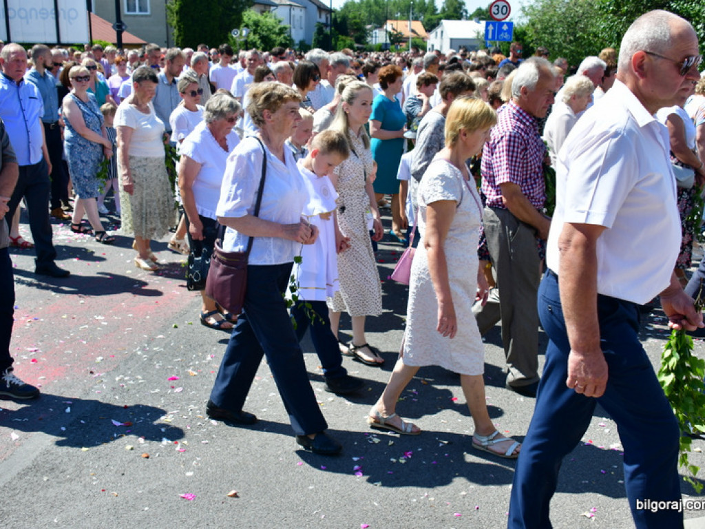 Boże Ciało. Bóg w postaci chleba (FOTO, VIDEO)