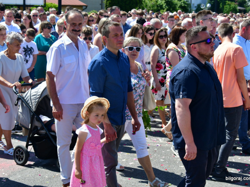 Boże Ciało. Bóg w postaci chleba (FOTO, VIDEO)