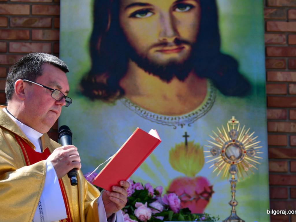 Boże Ciało. Bóg w postaci chleba (FOTO, VIDEO)