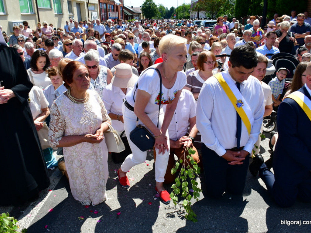 Boże Ciało. Bóg w postaci chleba (FOTO, VIDEO)