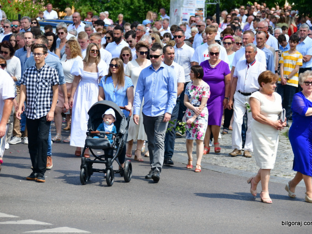 Boże Ciało. Bóg w postaci chleba (FOTO, VIDEO)