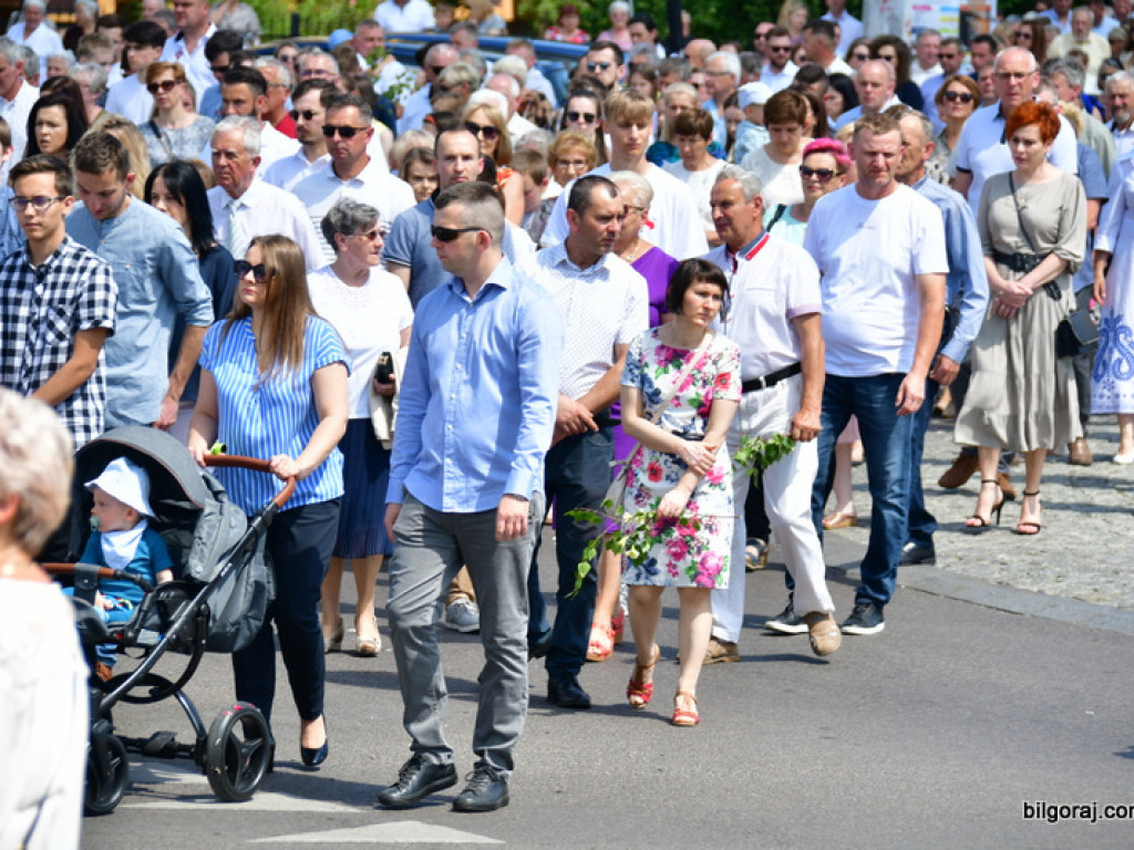 Boże Ciało. Bóg w postaci chleba (FOTO, VIDEO)