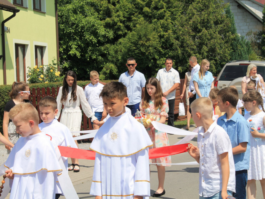 Uroczystość Najświętszego Ciała i Krwi Chrystusa w Dąbrowicy (FOTO)