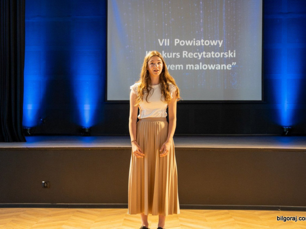 VII Powiatowy Konkurs Recytatorski Słowem malowane rozstrzygnięty (FOTO, WYNIKI)