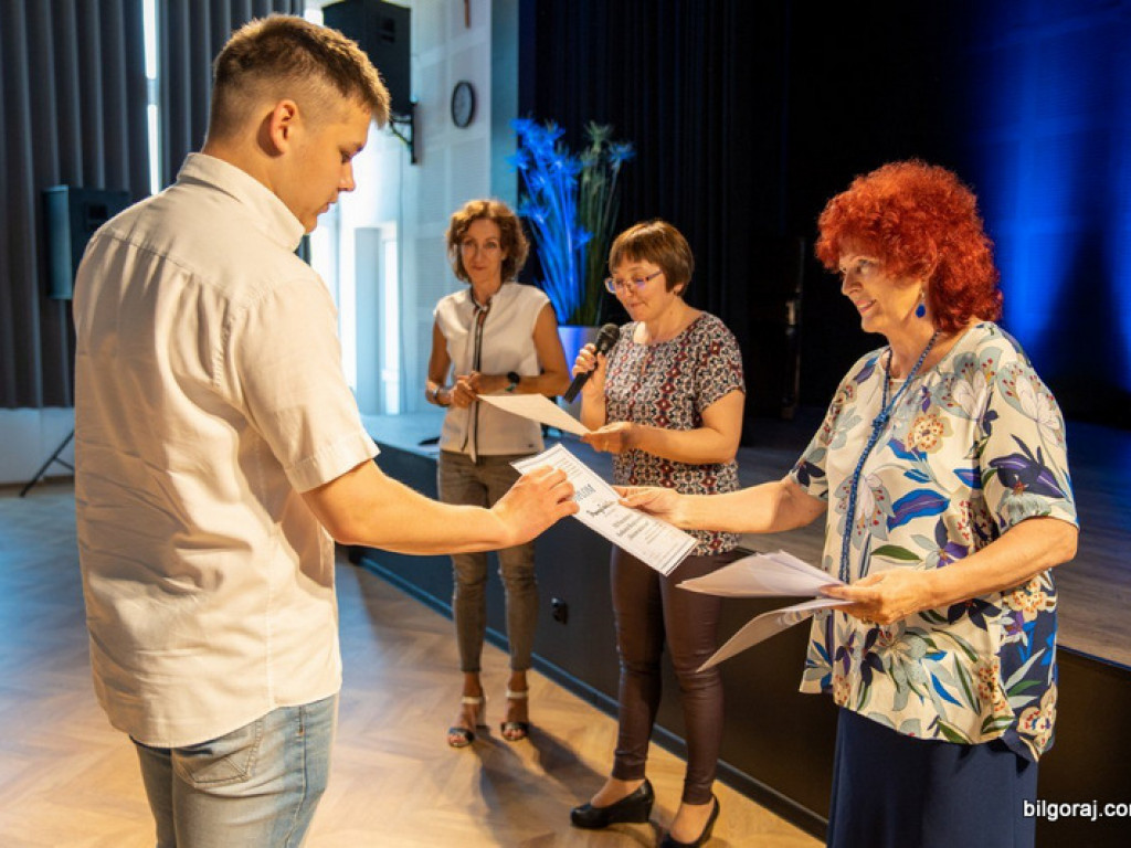 VII Powiatowy Konkurs Recytatorski Słowem malowane rozstrzygnięty (FOTO, WYNIKI)