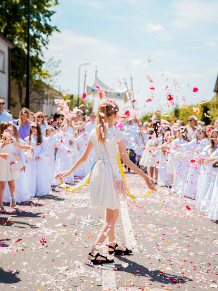 Procesja Bożego Ciała w parafii Chrystusa Króla w Biłgoraju (FOTO)