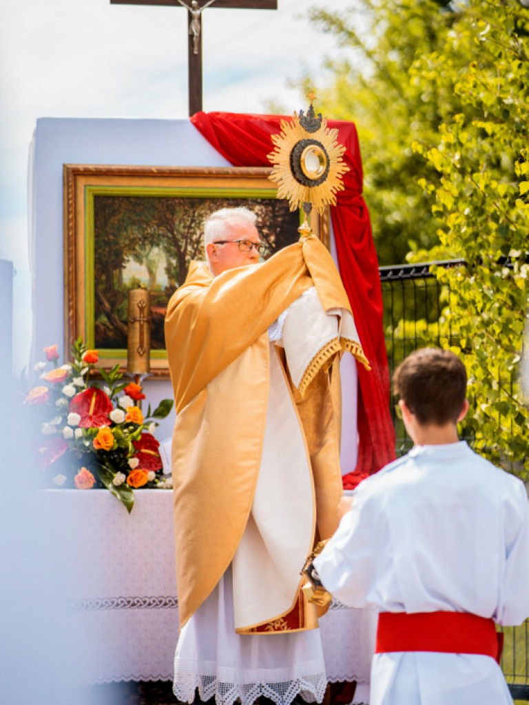 Procesja Bożego Ciała w parafii Chrystusa Króla w Biłgoraju (FOTO)