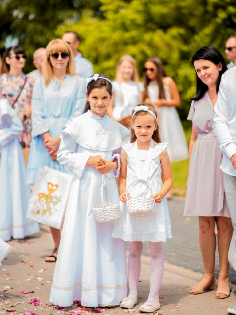 Procesja Bożego Ciała w parafii Chrystusa Króla w Biłgoraju (FOTO)
