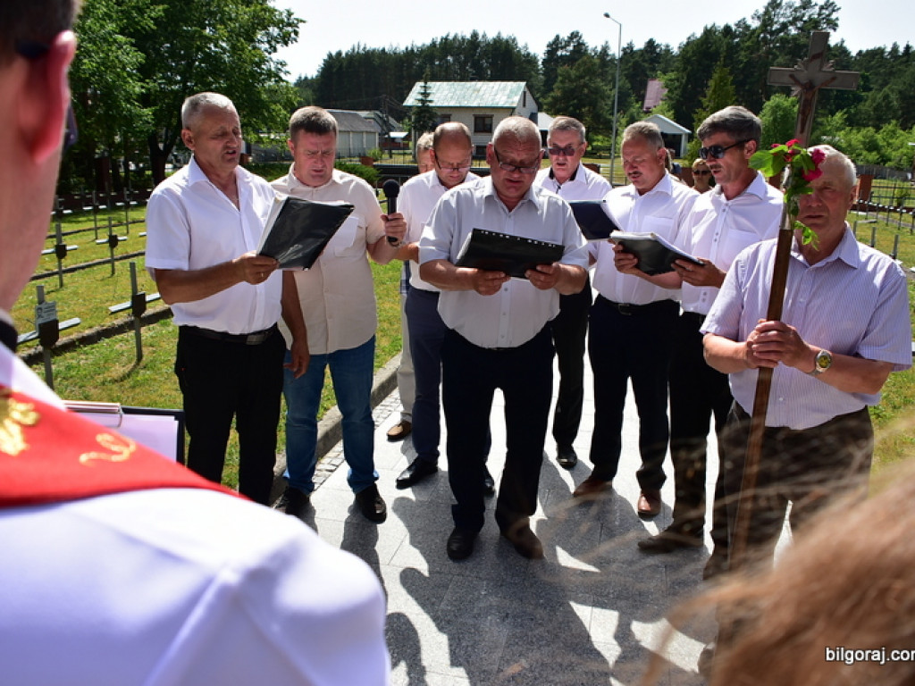 Partyzancka Droga Krzyżowa w Osuchach (FOTO)