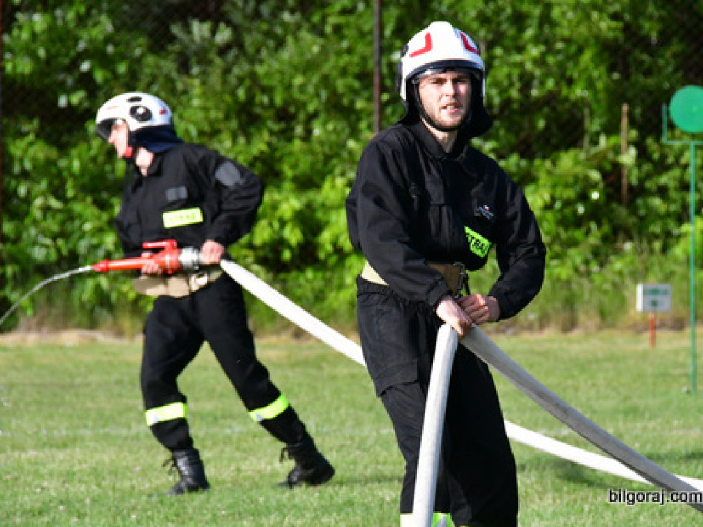 Druhowie z OSP rywalizowali w Gromadzie (FOTO, WYNIKI)
