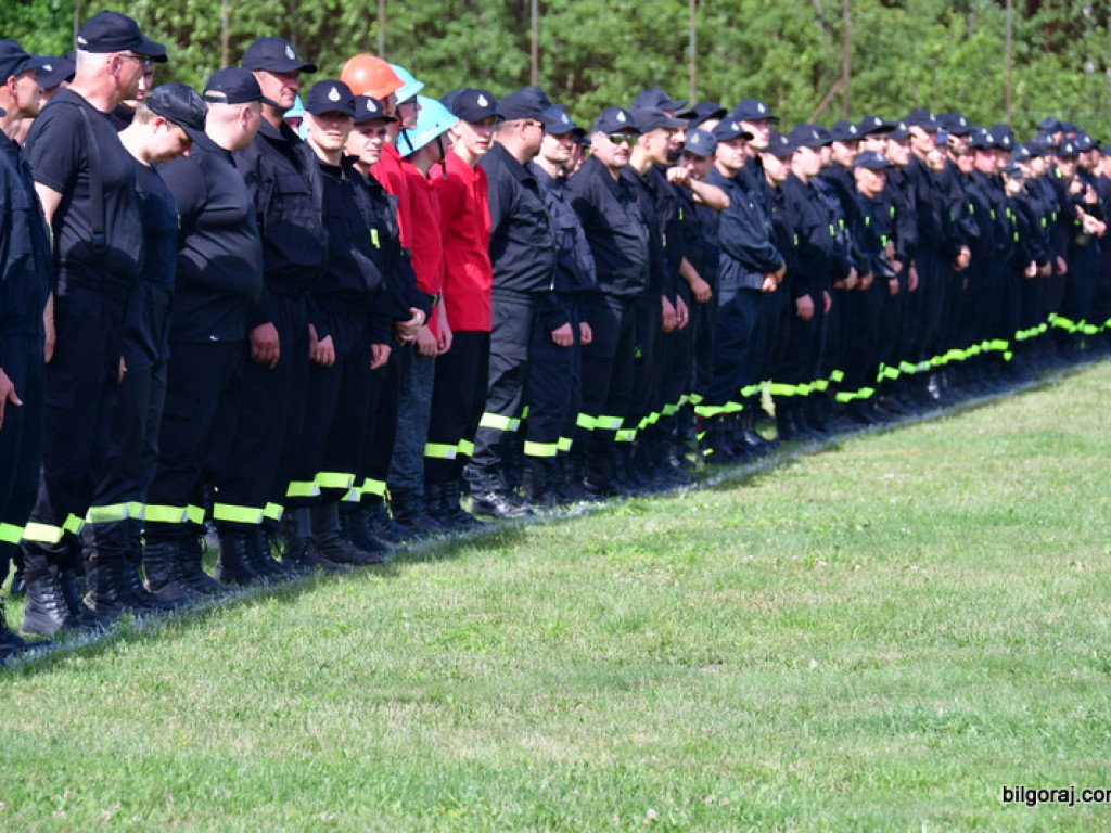 Druhowie z OSP rywalizowali w Gromadzie (FOTO, WYNIKI)