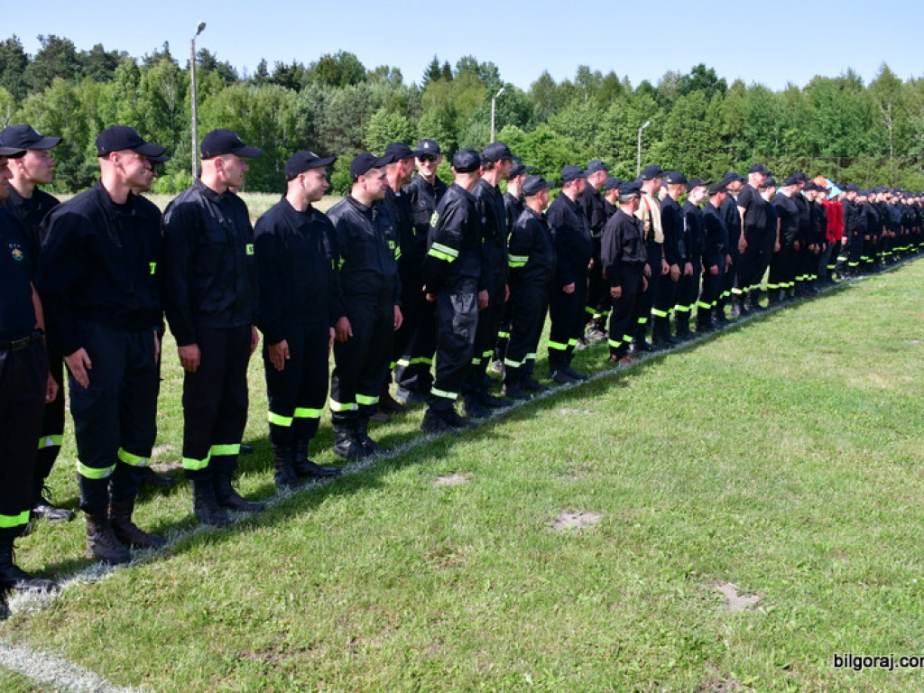 Druhowie z OSP rywalizowali w Gromadzie (FOTO, WYNIKI)