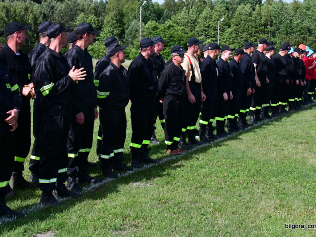 Druhowie z OSP rywalizowali w Gromadzie (FOTO, WYNIKI)