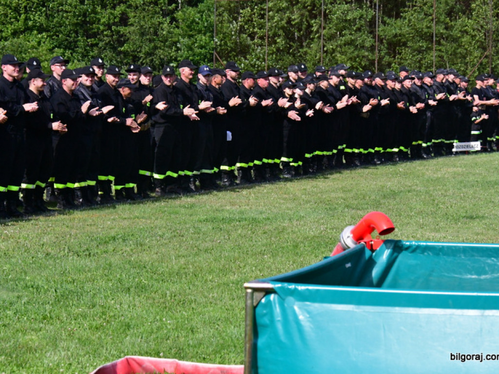 Druhowie z OSP rywalizowali w Gromadzie (FOTO, WYNIKI)