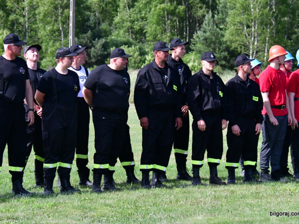 Druhowie z OSP rywalizowali w Gromadzie (FOTO, WYNIKI)