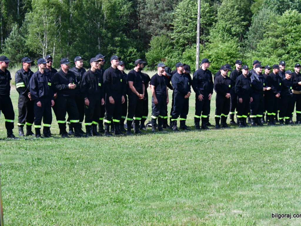 Druhowie z OSP rywalizowali w Gromadzie (FOTO, WYNIKI)