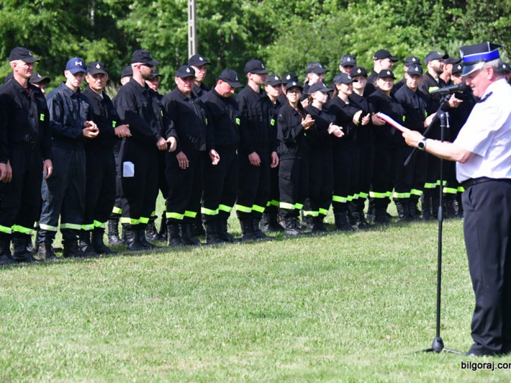 Druhowie z OSP rywalizowali w Gromadzie (FOTO, WYNIKI)