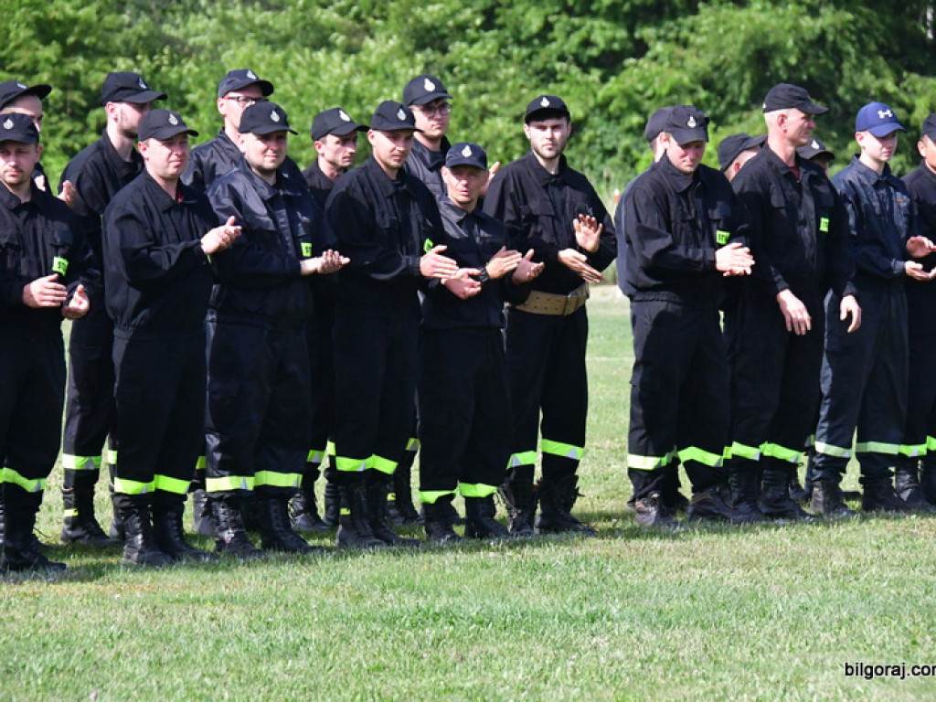Druhowie z OSP rywalizowali w Gromadzie (FOTO, WYNIKI)