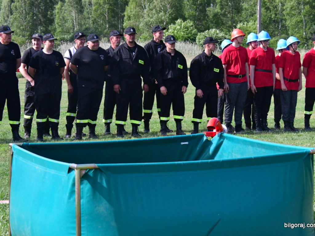 Druhowie z OSP rywalizowali w Gromadzie (FOTO, WYNIKI)