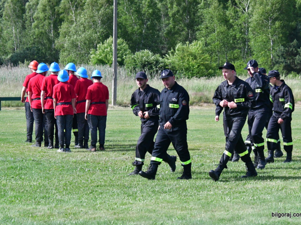 Druhowie z OSP rywalizowali w Gromadzie (FOTO, WYNIKI)