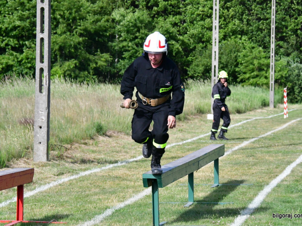 Druhowie z OSP rywalizowali w Gromadzie (FOTO, WYNIKI)