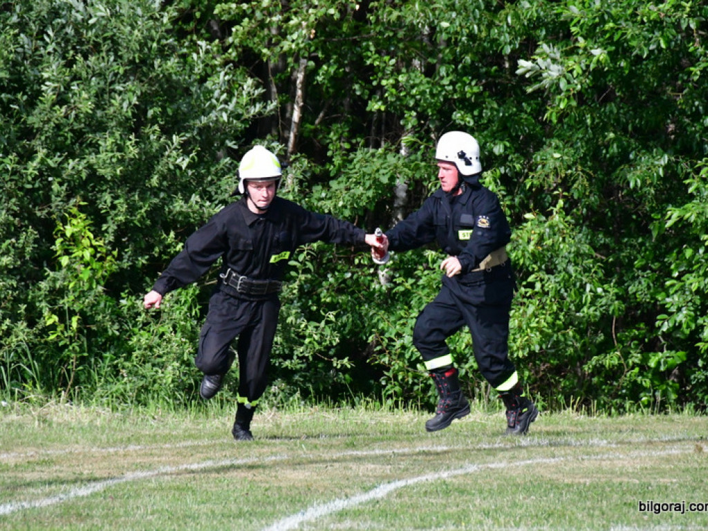 Druhowie z OSP rywalizowali w Gromadzie (FOTO, WYNIKI)