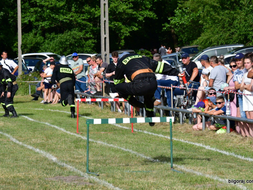 Druhowie z OSP rywalizowali w Gromadzie (FOTO, WYNIKI)