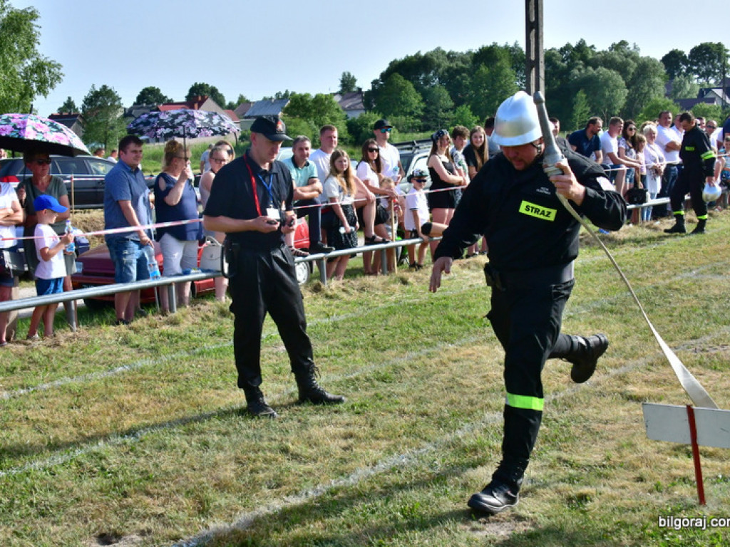 Druhowie z OSP rywalizowali w Gromadzie (FOTO, WYNIKI)
