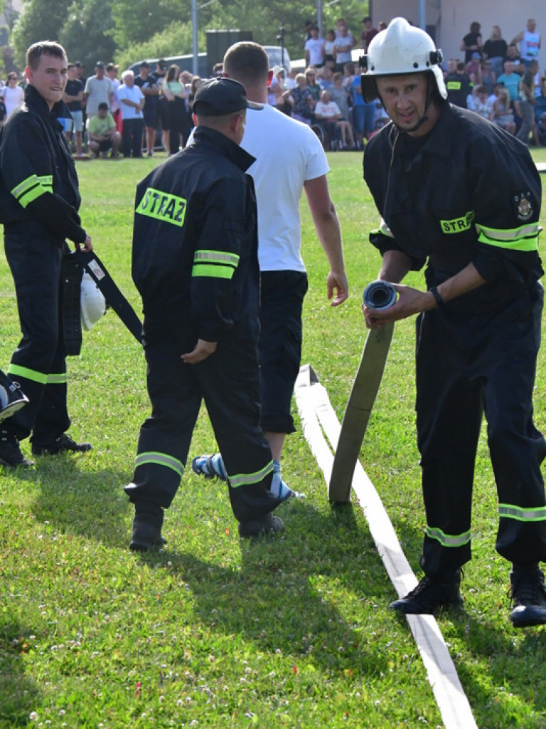 Druhowie z OSP rywalizowali w Gromadzie (FOTO, WYNIKI)