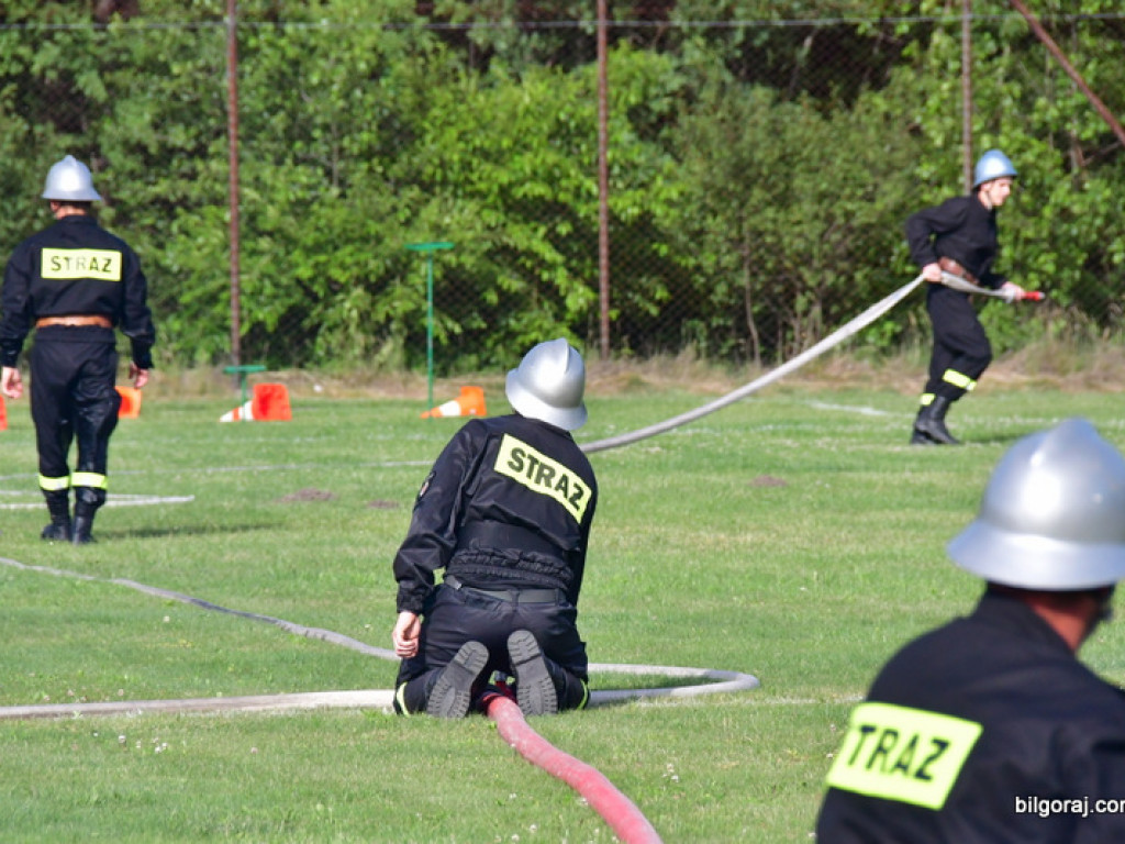 Druhowie z OSP rywalizowali w Gromadzie (FOTO, WYNIKI)