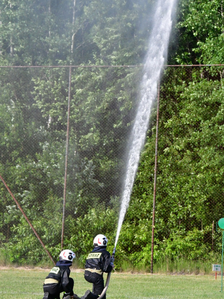 Druhowie z OSP rywalizowali w Gromadzie (FOTO, WYNIKI)