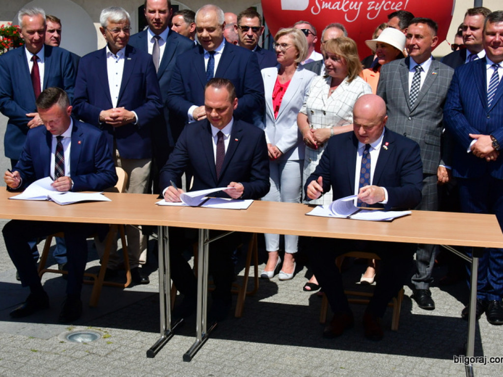Tarnogród będzie miał obwodnicę. Właśnie podpisano umowę (FOTO, VIDEO)
