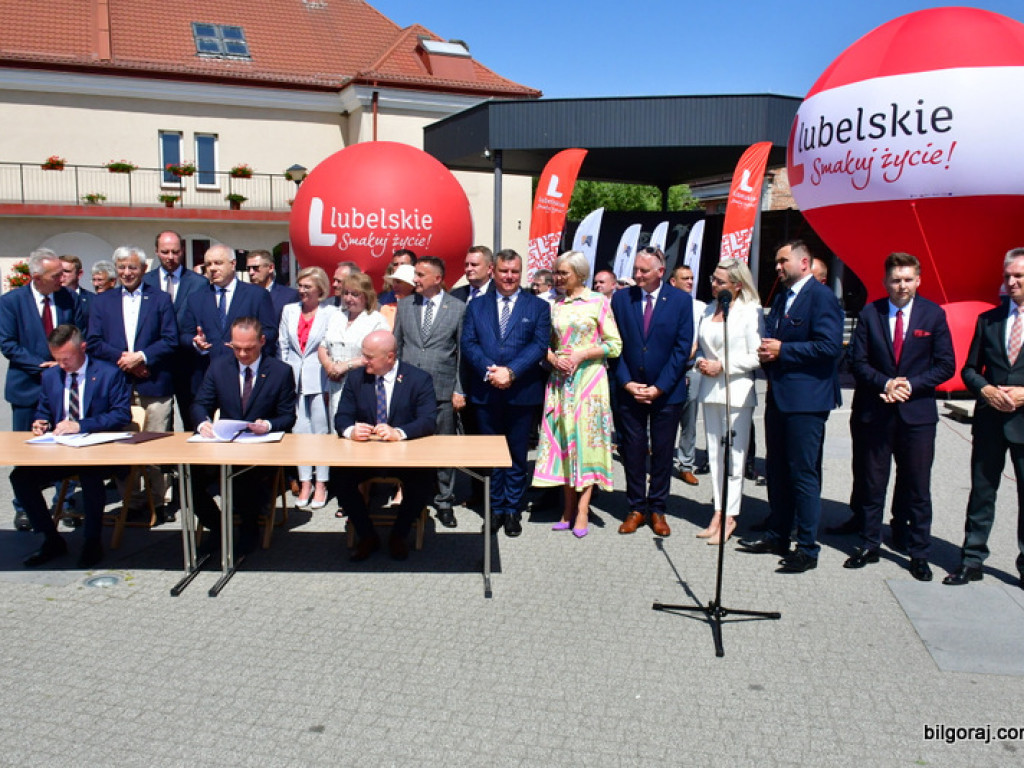 Tarnogród będzie miał obwodnicę. Właśnie podpisano umowę (FOTO, VIDEO)