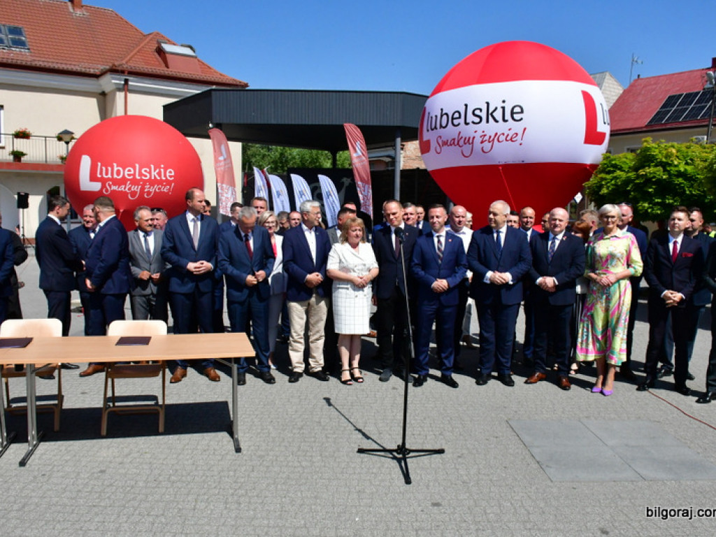Tarnogród będzie miał obwodnicę. Właśnie podpisano umowę (FOTO, VIDEO)
