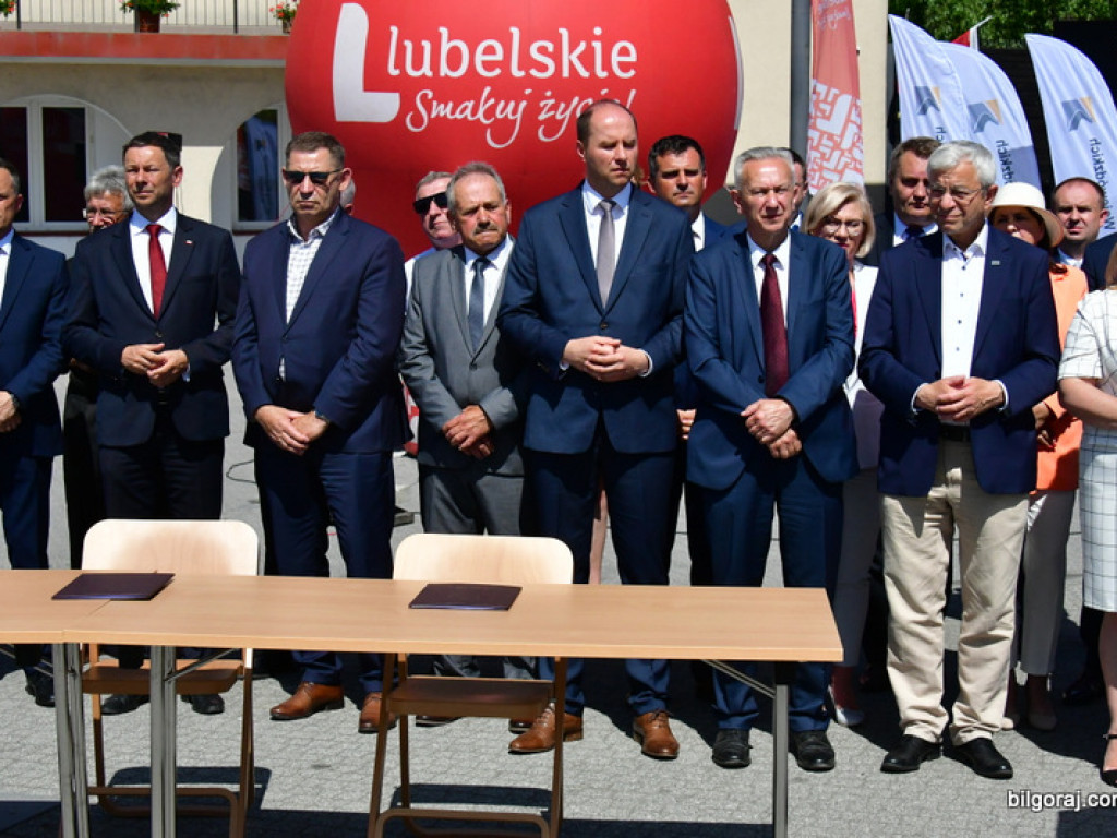 Tarnogród będzie miał obwodnicę. Właśnie podpisano umowę (FOTO, VIDEO)
