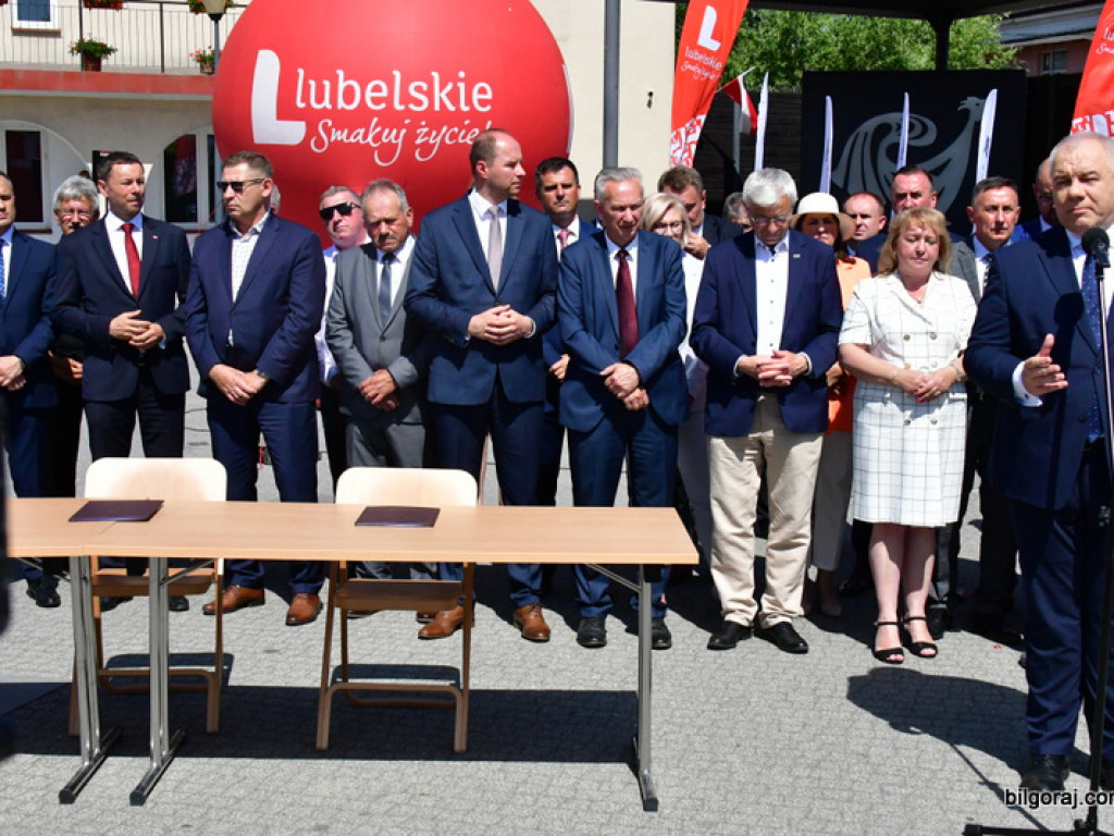 Tarnogród będzie miał obwodnicę. Właśnie podpisano umowę (FOTO, VIDEO)