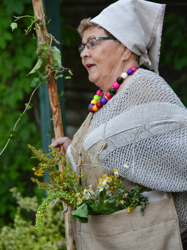 Noc Kupały w wykonaniu biłgorajskich seniorów (FOTO)